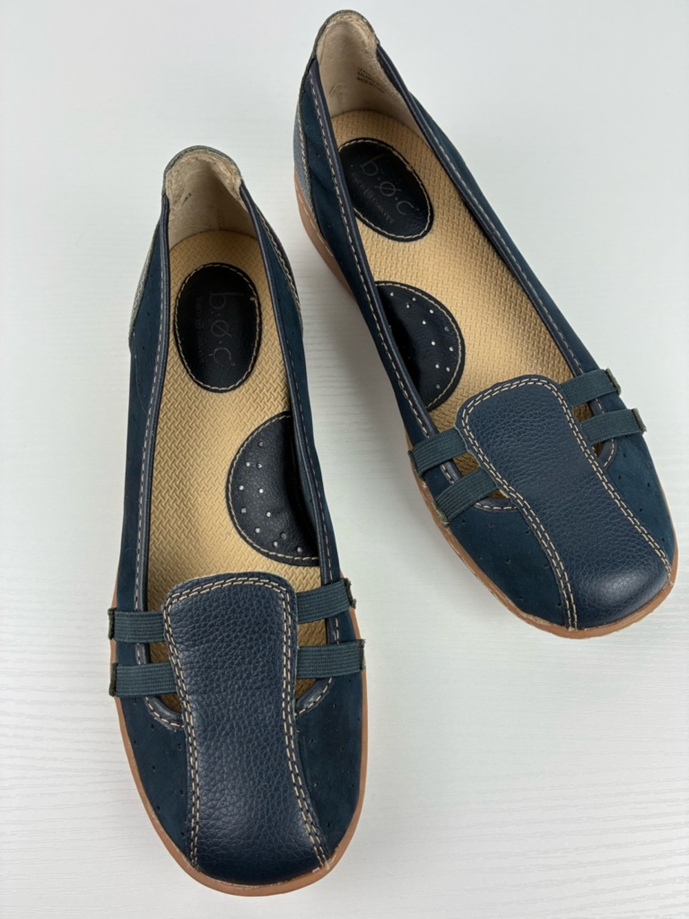 b.o.c. Maiken Navy Blue Leather Suede Flats Elastic Strap Comfort Shoes 8M